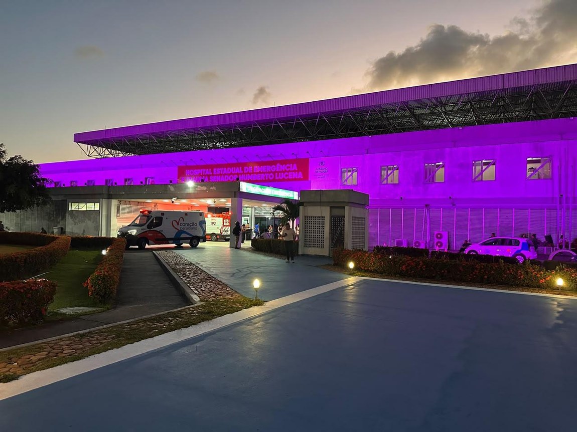A iluminação também leva, para além dos muros da unidade hospitalar, uma mensagem de conscientização e valorização da vida.